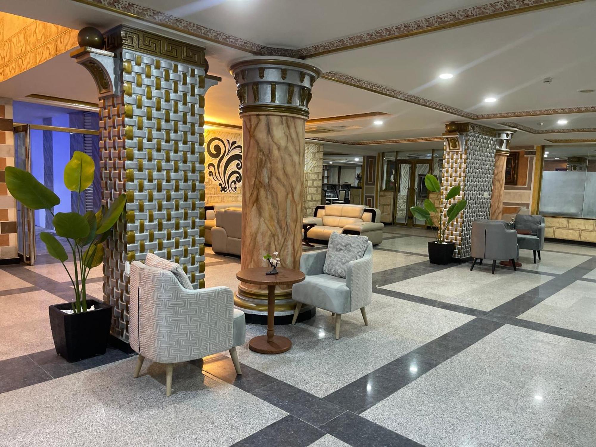 Aa Hotel And Suites Abuja Extérieur photo